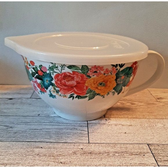 Pioneer Woman 4 Cup Covered Mixing Bowl with Handle and Lid Melamine - Picture 1 of 11